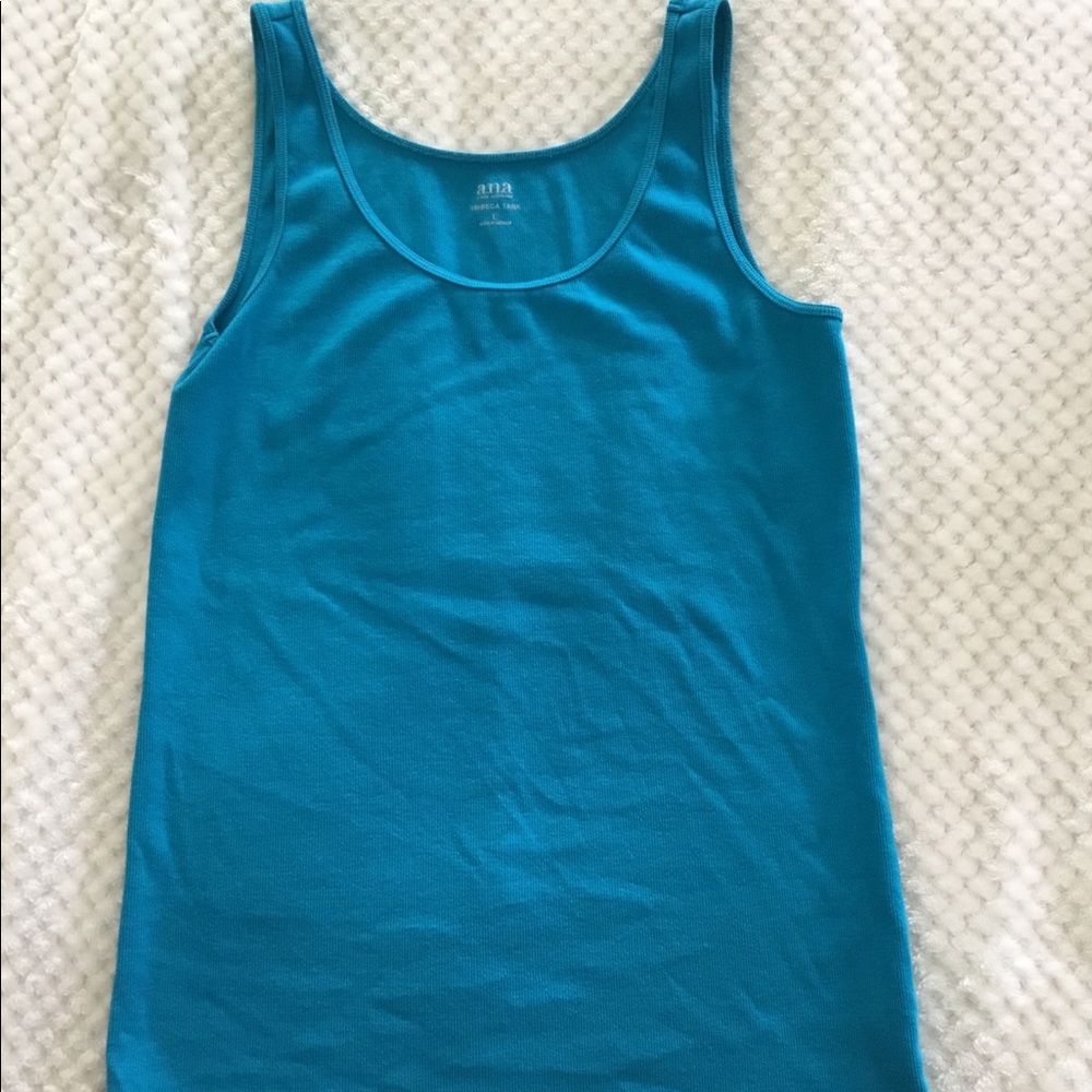 a.n.a. Women’s tank sz L.  like new condition